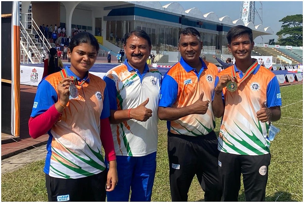 Asian Archery Championships 2021: India's Jyothi Surekha Vennam, Rishabh Yadav Settle For Silver