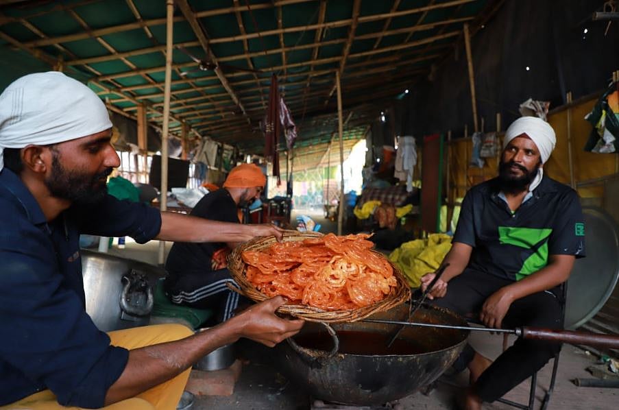 Farm Laws Repeal: Jalebis And Celebrations At Ghazipur Border As Farmer Leaders Welcome 'Half Victory'