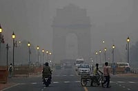 Delhi Air Quality Improves To ‘Very Poor’ From ‘Severe’ Delhi Air Quality Improves To ‘Very Poor’ From ‘Severe’