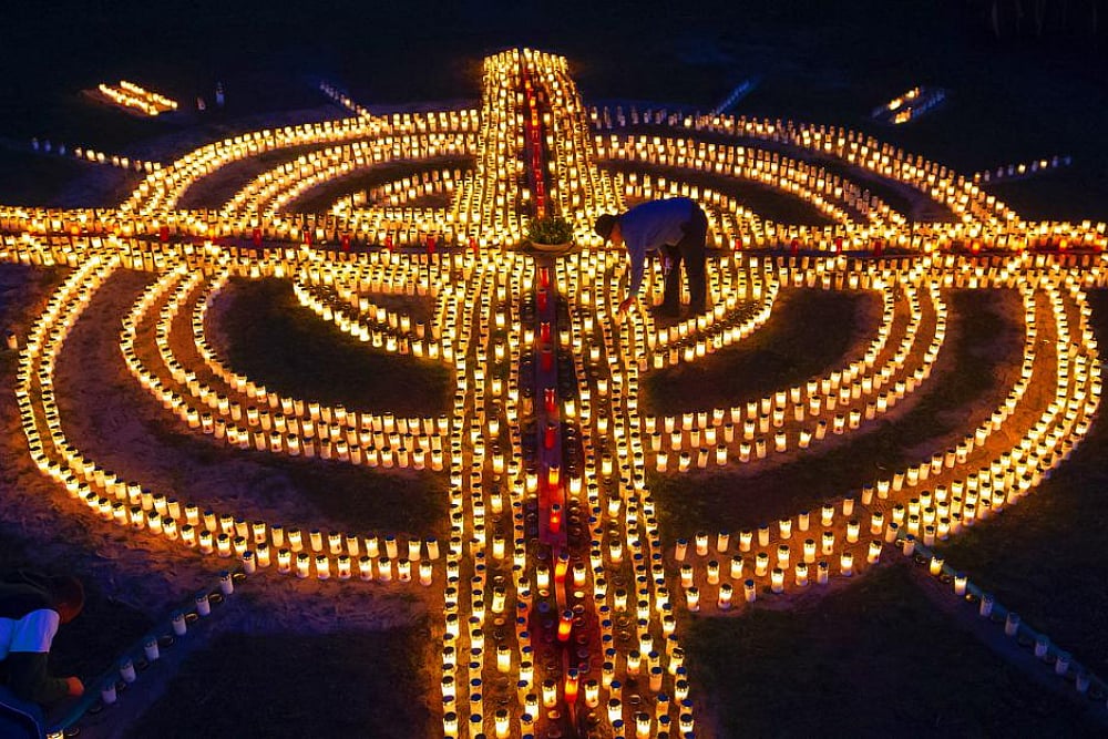 Covid-19 In Germany: Incidence Rate Hits 400 For First Time