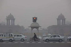 Representative Image : Delhi's stays 'very poor', AQI Crosses 400 In Many Areas