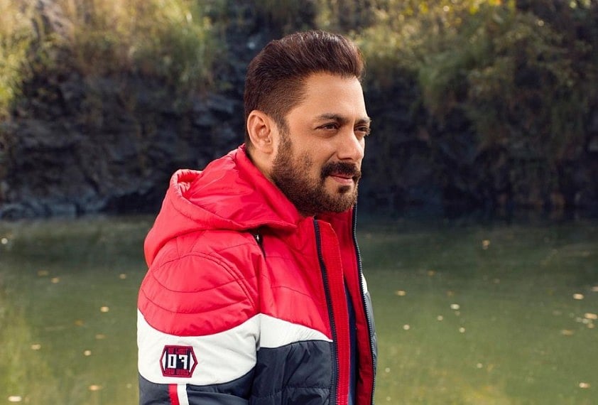 Salman Khan Requests Fans Not To Burst Crackers Inside Theatres During 'Antim' Screening