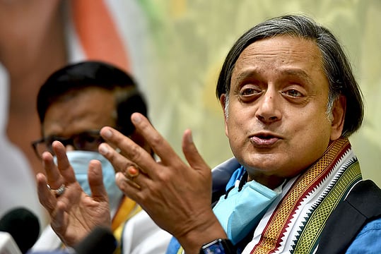 Activists Lashes Out At Shashi Tharoor For His Tweet On Women MP's Of Lok Sabha