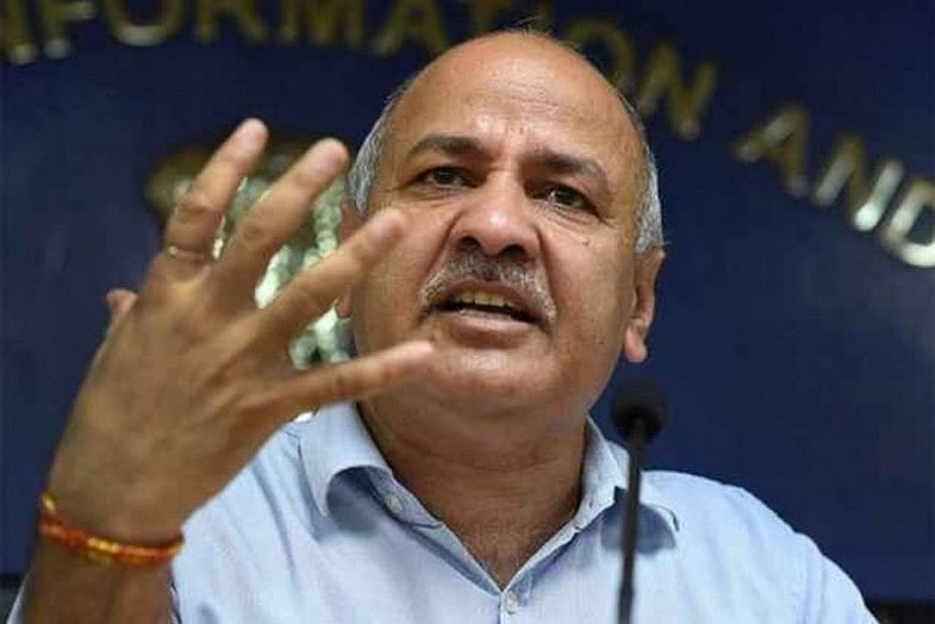 AAP Demands Centre To Further Reduce Petrol, Diesel Prices By Rs 15 Each