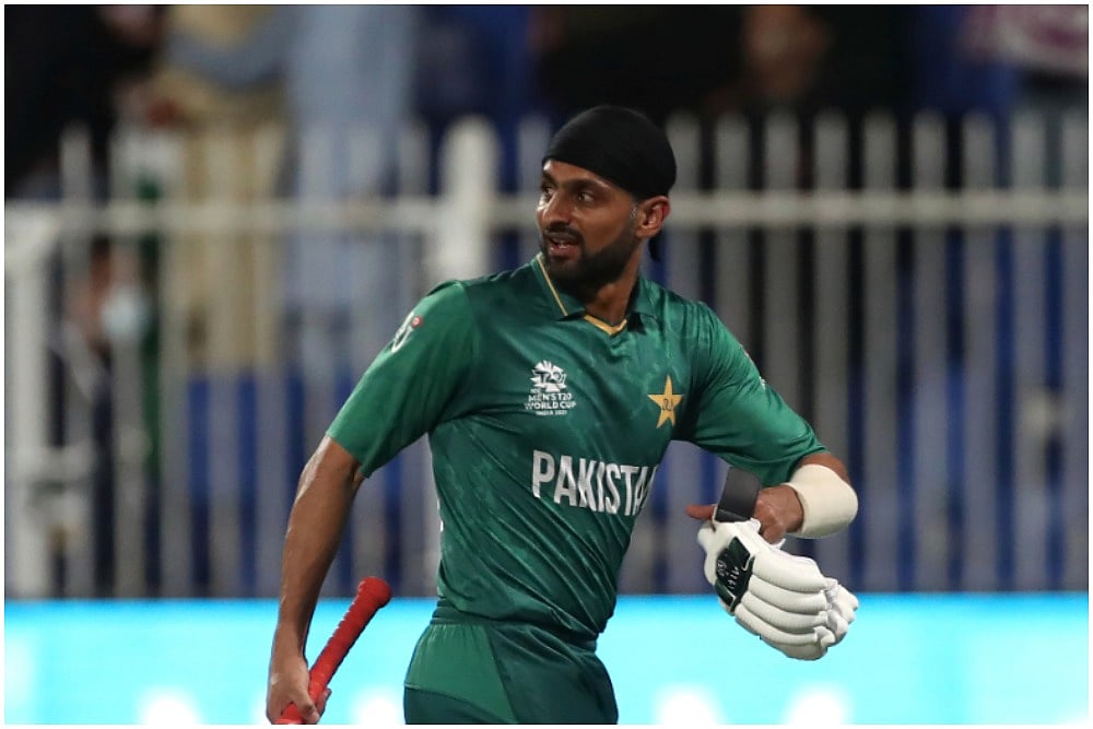T20 World Cup: Shoaib Malik Smashes Fastest Fifty For Pakistan In T20 Internationals