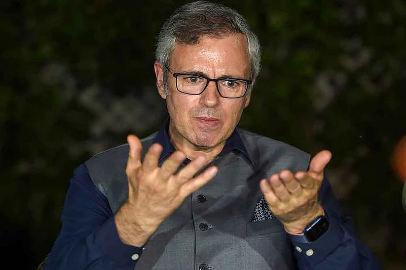 PDP Tells Omar Abdullah To Stop ‘Hiding Behind LG,’ Seeks Action On Demolitions
