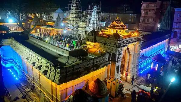 PM Modi To Unveil Kashi Vishwanath Corridor Tomorrow, Tourists Flocking The Holy Shrine