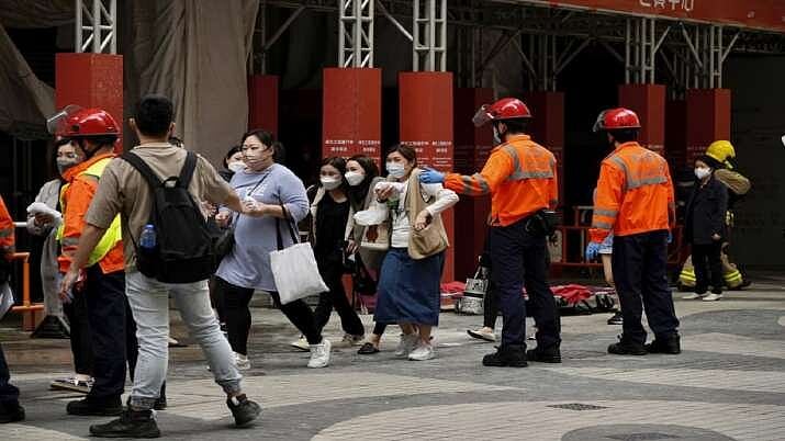 Hong Kong: Massive Fire Traps Hundreds In World Trade Centre, 12 Injured