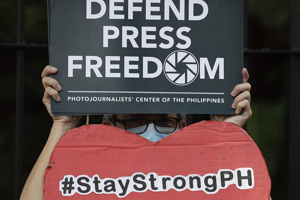 Representational image