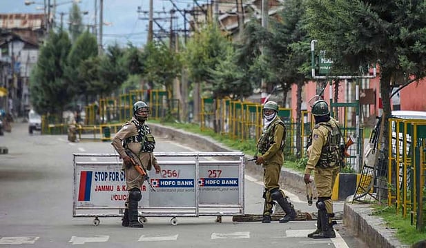 J&K: Police Arrest Two On Espionage Charges In Rajouri
