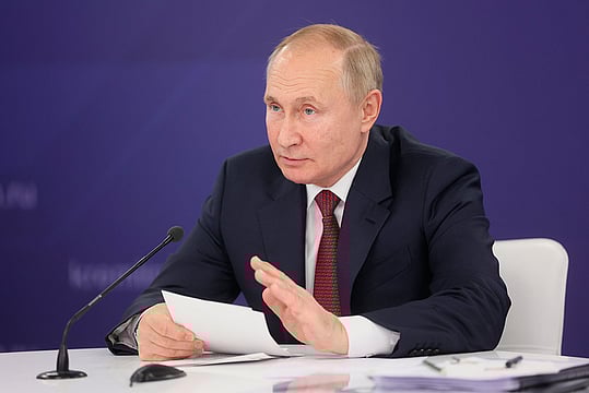 PM Modi Engages With Russian President Putin Through Telephonic Conversation
