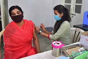 No Evidence To Suggest That Existing Vaccines Don't Work On Omicron: Govt