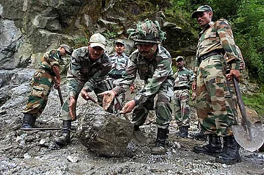 Army Rescues 135 Tourists Stranded in North Sikkim After Landslides