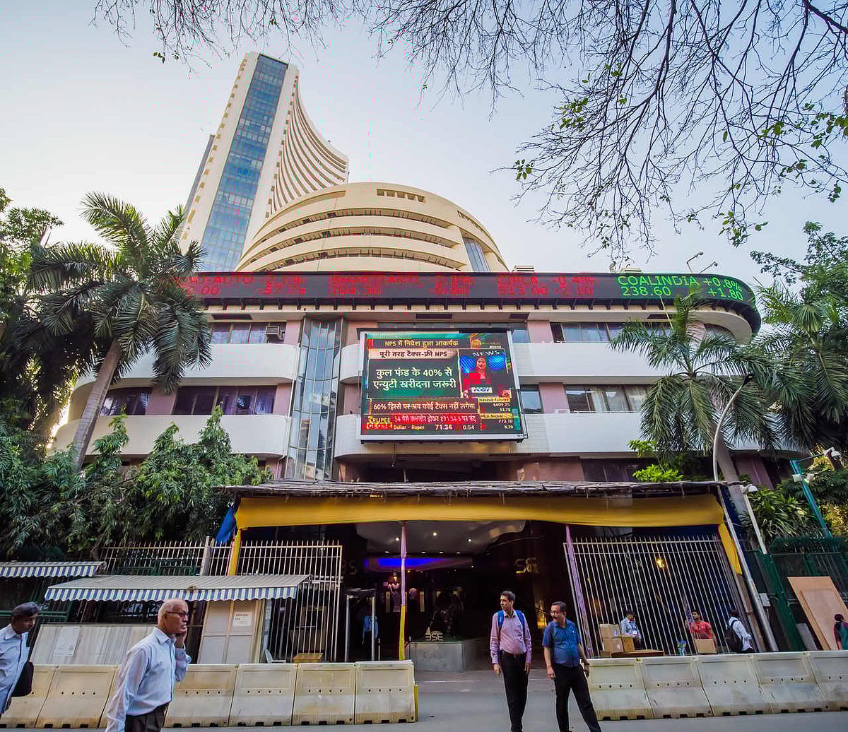 Tech Mahindra, PowerGrid, Dr.Reddy’s Share Gains As Sensex Ends 295.93 Points Higher