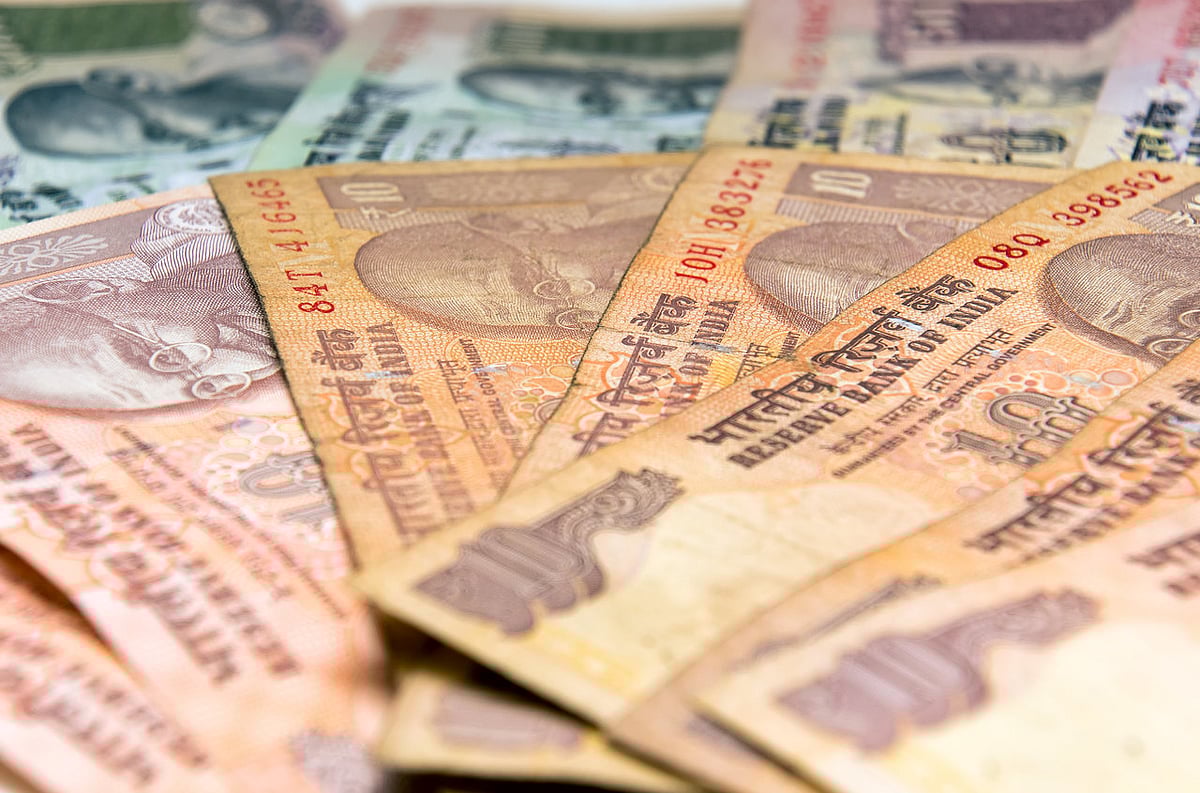 Rupee Settles 3 Paise Higher At 75 Against US Dollar, Gold Price Rises By Rs 18