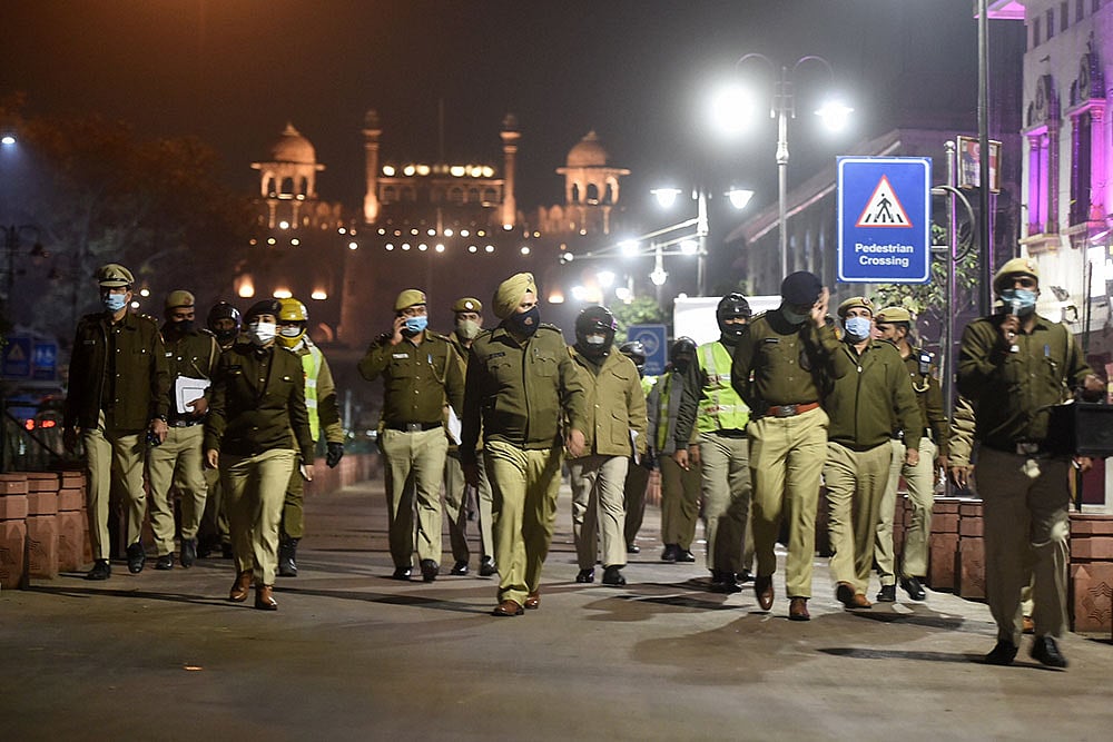 Night Curfew: 411 Challans Issued For Violating Covid Norms In Delhi