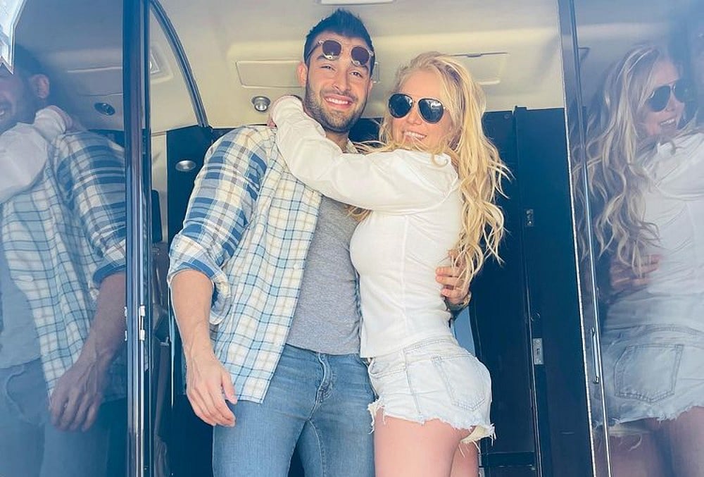 Britney Spears Celebrates 40th Birthday With Fiancé Sam Asghari In Mexico Post Conservatorship