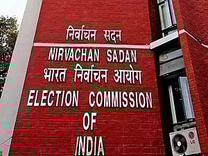 Uttar Pradesh Polls Should Be Held On Time With Covid-19 Protocol: Election Commission