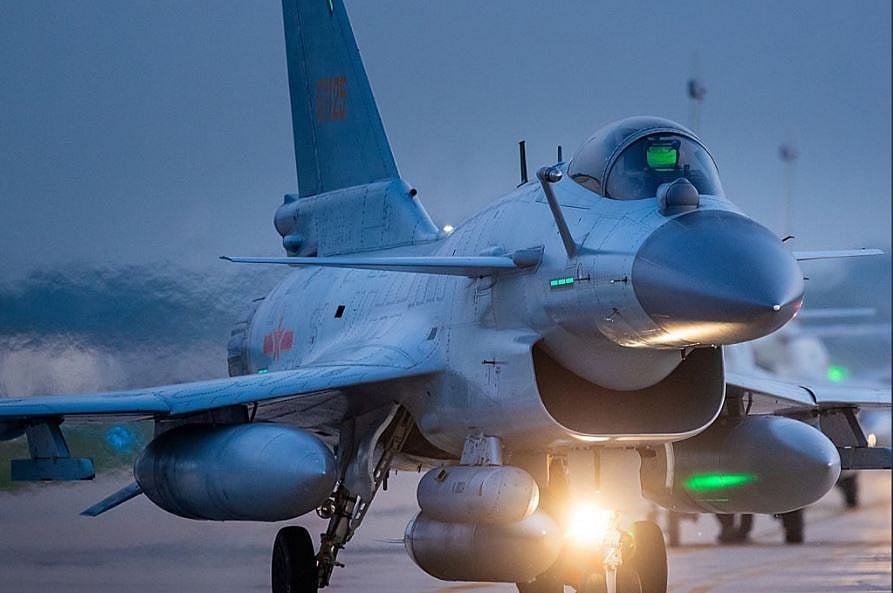 Pakistan Acquires 25 Multirole J-10C Fighter Jets From China In Response To India's Rafale Purchase