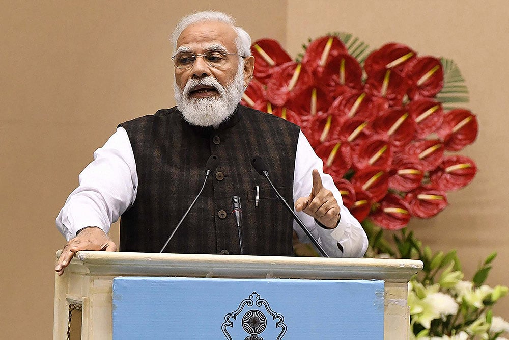 PM Modi Equates Samajwadi Party's Red Caps With Red Alert For Uttar Pradesh