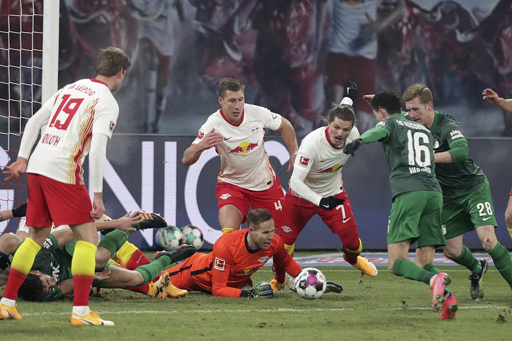Bundesliga: Leipzig Warm Up For Liverpool Clash By Beating Augsburg 2-1