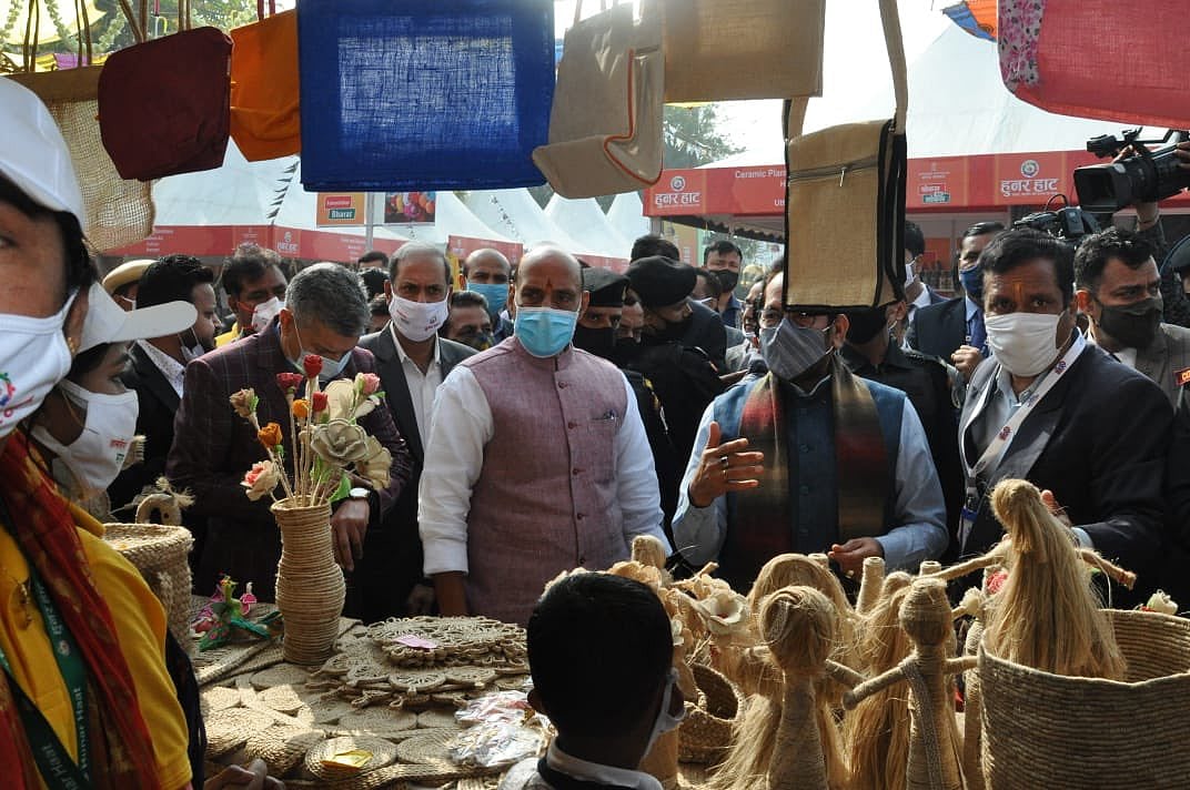 Artisans, Craftsmen Contribute Big Time To Country's Economy: Rajnath Singh