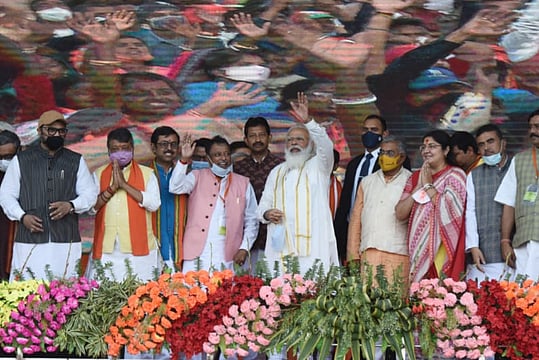 Following TMC’s ‘Bengal’s Daughter Mamata’ Campaign, PM Modi Highlights Plight Of ‘Bangal Ki Betiyon’