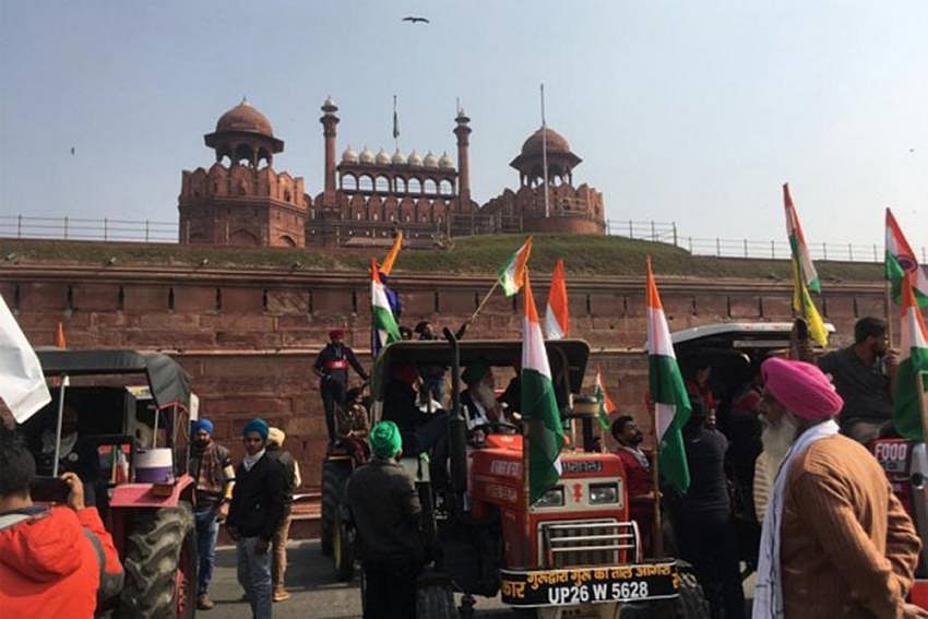 25 FIRs Lodged, 19 Arrested In Connection With R-Day Violence: Centre Tells Delhi HC