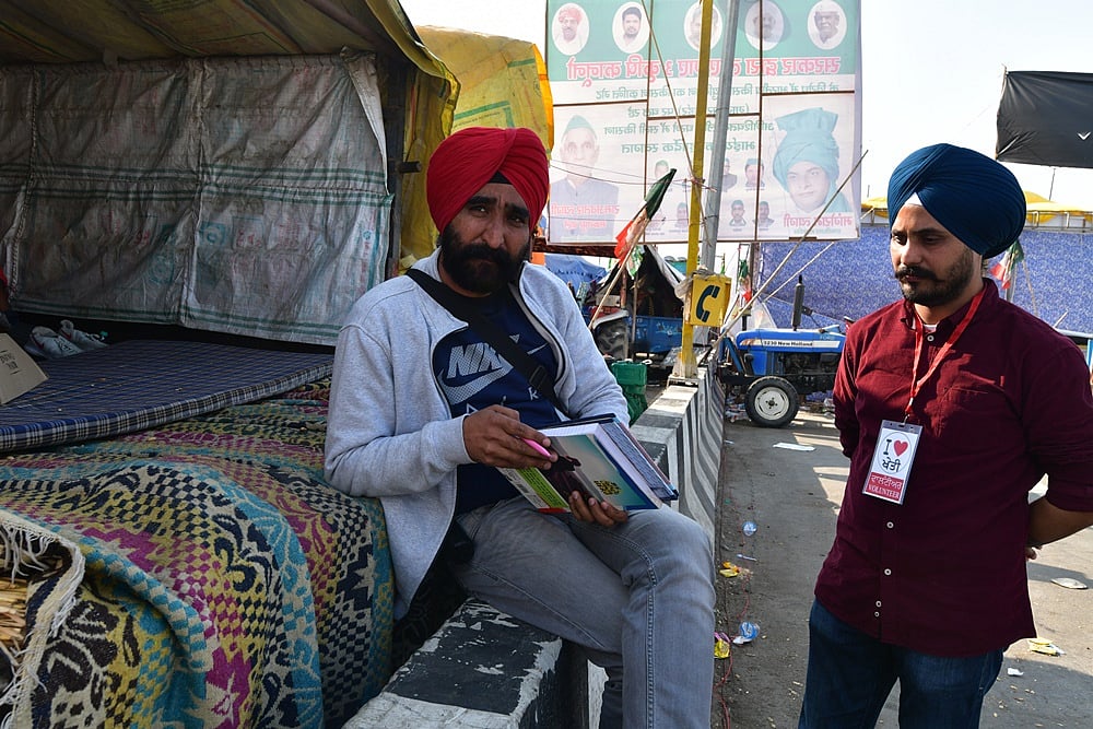 This Banker Quit Job To Join The ‘Farmers’ Cause’