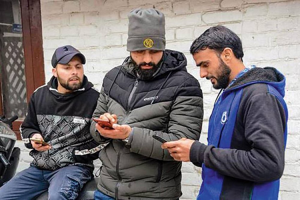 4G Internet Back In J&K: Some Go Gaga, Call It A Game-changer, Others Gripe