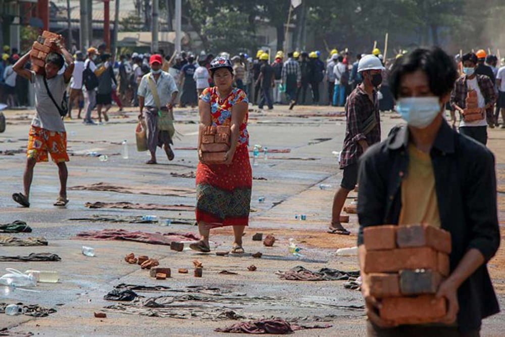 Geopolitical Interests Let Down The Besieged People Of Coup-Crippled Myanmar