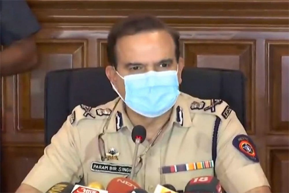 Mumbai Police Chief Transferred Over Vaze Case, BJP Says ‘Damage-Control’ Move