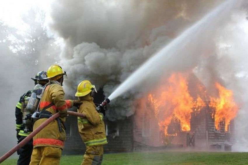 Los Angeles wildfire killed 2 people