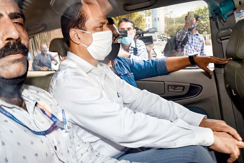 Ambani Bomb Scare: NIA Arrests Sachin Vaze's Associate Riyaz Kazi