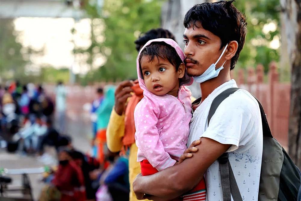 Delhi Government Forms A Committee For Aiding Migrant Workers Amid Week-Long Lockdown
