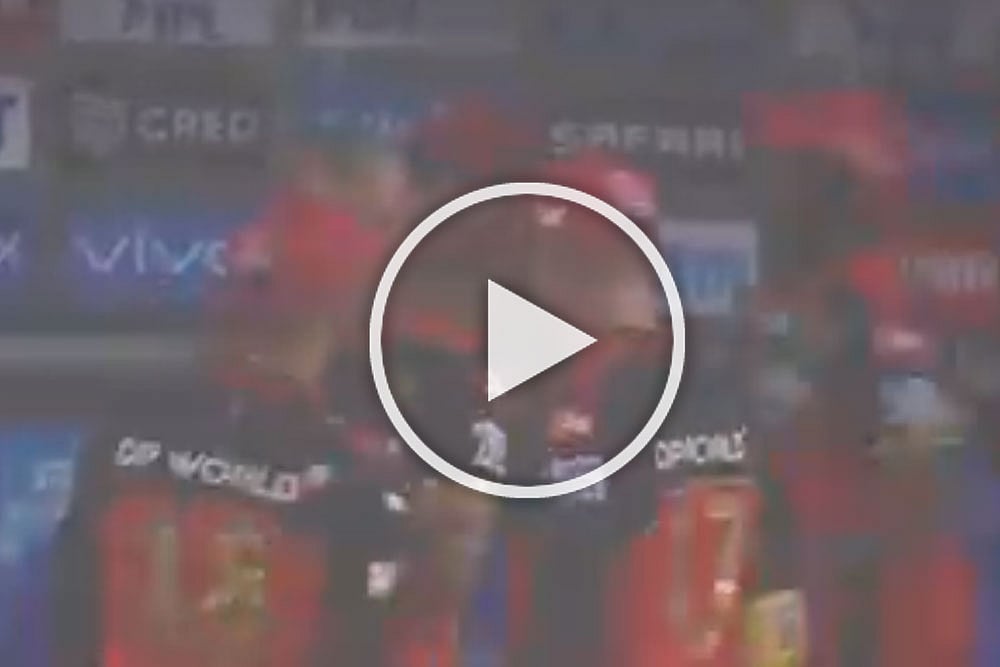 IPL 2021, DC Vs RCB: Sandstorm Delays Delhi Capitals' Chase Against RCB - WATCH