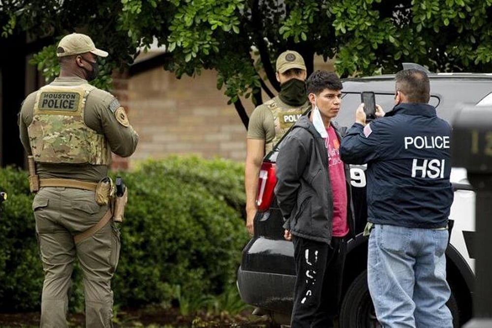 91 Found Locked Up In Houston Home, Police Suspects Human Smuggling