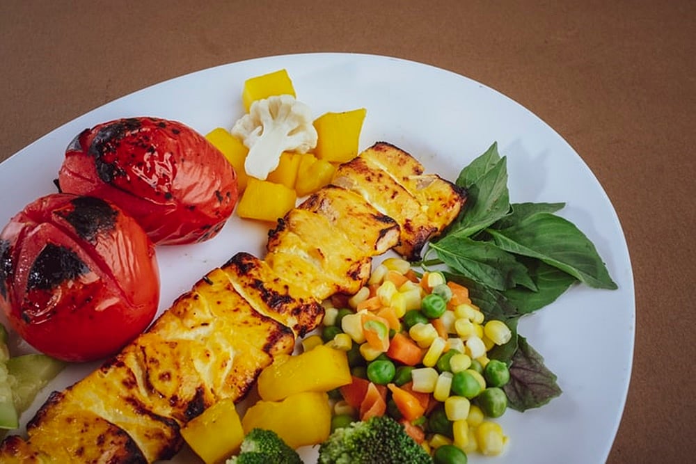 Avoid Cola, Packaged Food, Include Protein, Vegetables: Healthy Eating Must Start Early For Kids