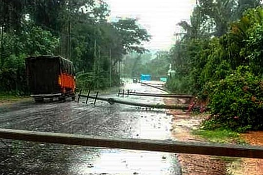 Cyclone Tauktae Wreaks Havoc In Karnataka: 4 Dead, 70 Villages Affected