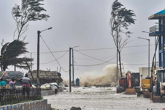 Cyclonic Storm Dana Likely To Form Over Bay Of Bengal By Oct 23; May Hit Odisha, Bengal Coasts | Details