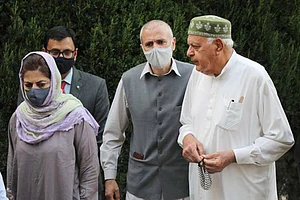 File photo : Former Chief Minister and National Conference (NC) President, Farooq Abdullah, Saturday said that the party would move the Supreme Court for seeking the statehood, if it was delayed.