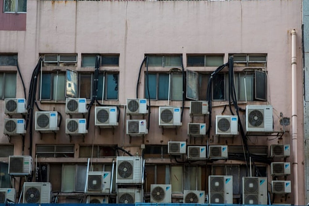 PTI  : Centre aims to standardize AC temperature 
