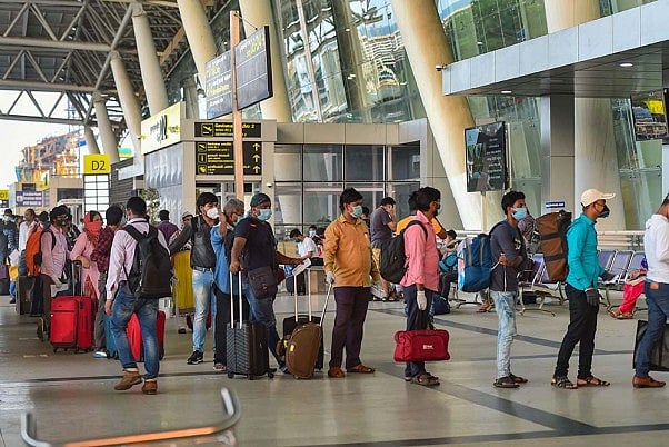 Man Walks On Baggage Belt After He Is Denied To Fly Without RT-PCR Report