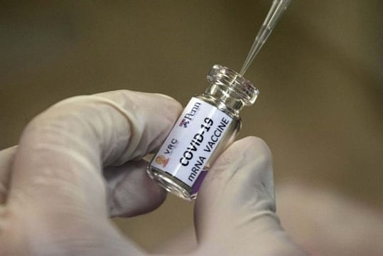 Taiwan, Sparring With China, Receives Vaccines From Japan