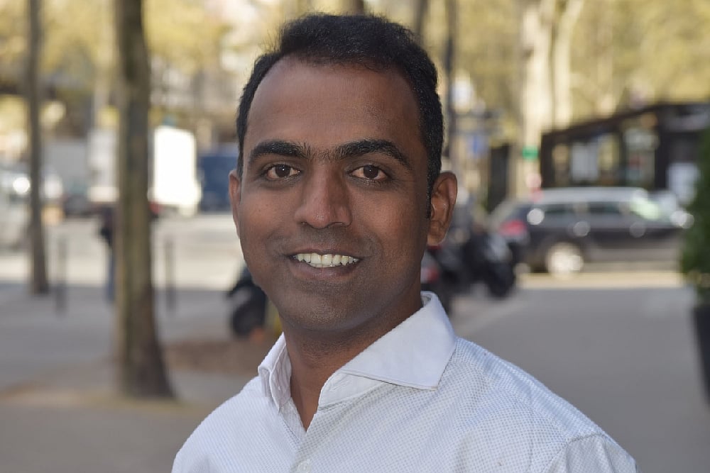 Maharashtra-Based Teacher Who Won Global Teacher Award Now On World Bank Panel