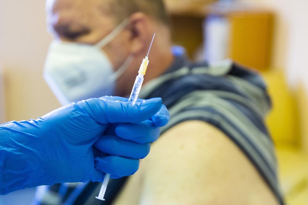 Slovakia Becomes Second European Nation To Administer Russia's Sputnik V Covid Vaccine