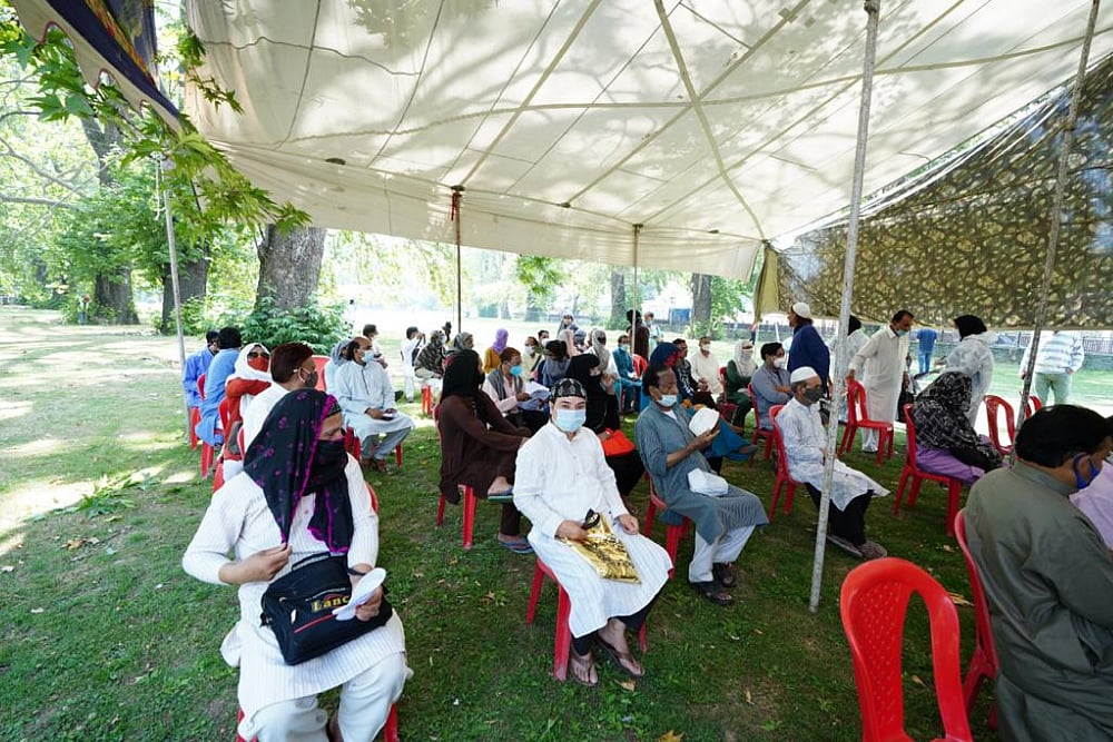 Jabs For All: Kashmir To Test And Vaccinate Everyone Visiting Hospitals