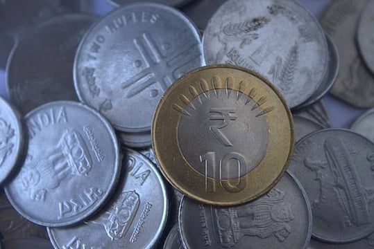 Rupee Falls 12 Paise To 74.61 Against US Dollar In Early Trade