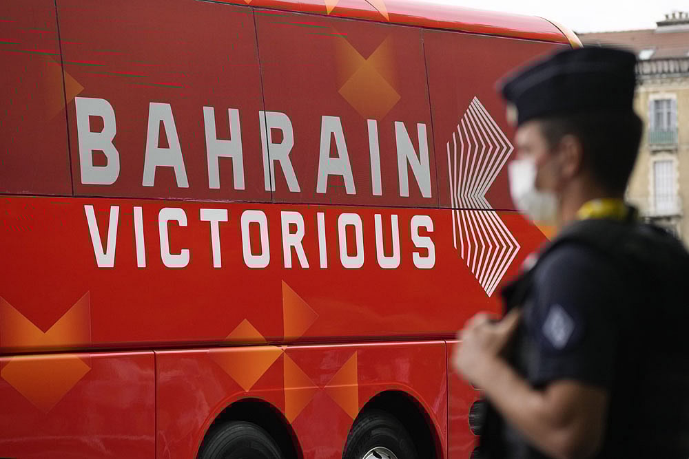 Tour De France: Police Raid Bahrain Victorious Team