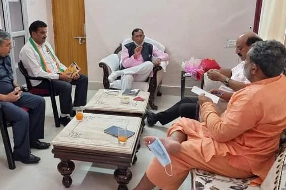 Uttarakhand Minister Seen With Mask Hanging From Toe, Viral Photo Causes Outrage